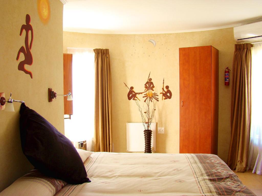 Eagle Crest Executive Lodge Edenvale Quarto foto